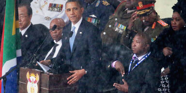 Schwindler bei Mandela-Trauerfeier 