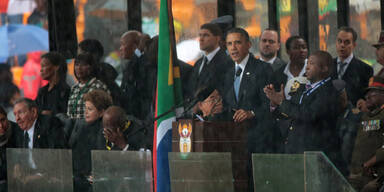 Schwindler bei Mandela-Trauerfeier 