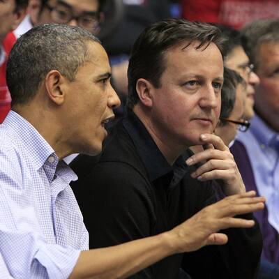 Obama und Cameron beim College Basketball