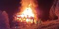 Bauernhaus in Oberau in Vollbrand