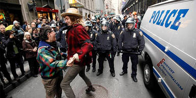 Tausende stürmen New Yorker Wall Street