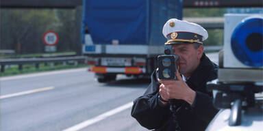 Handy warnt vor Radarkontrolle