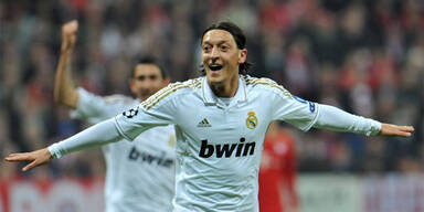 2:1 - Bayern biegen Real Madrid  