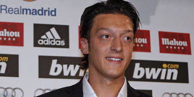 Real verlangt 250 Mio. Euro für Özil