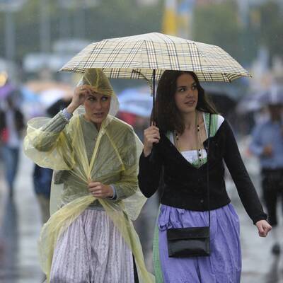 Verregneter Auftakt zum Oktoberfest