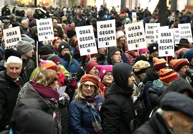 Demo: Mehr als 20.000 gegen Schwarz-Blau