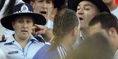 Polizei ging mit Pfefferspray gegen Fans vor