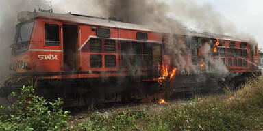 Thailand: Luxus-Zug fängt Feuer