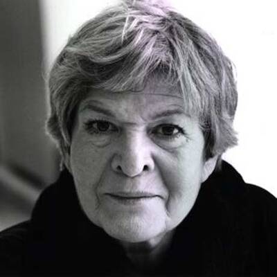 Sandra Cervik, Josefstadt-Schauspielerin