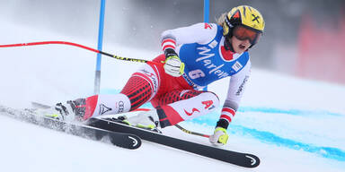 Nina Ortlieb feiert ihren ersten Weltcup-Sieg