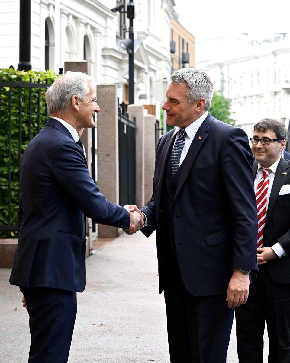 Der norwegische Premierminister Jonas Gahr Store und Bundeskanzler Karl Nehammer