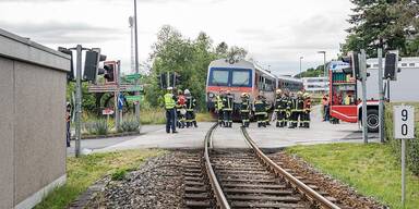 Bahn&uuml;bergang bekommt Schranken.