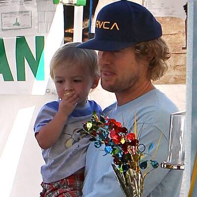 Owen Wilson & Sohn: Einkaufen am Markt