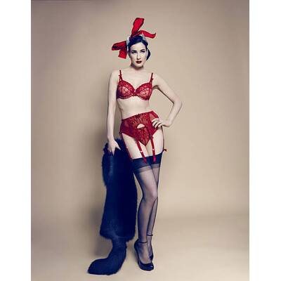 Dessous-Kollektion : Von Follies by Dita von Teese