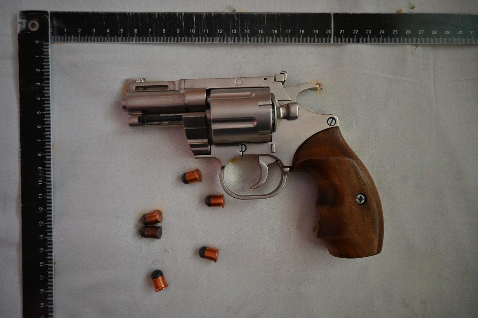 Zwei Schusswaffen sichergestellt.