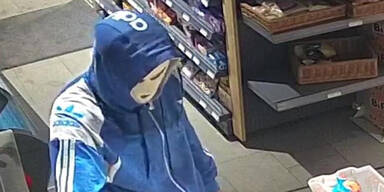 Nach Tankstellenraub: 2.500 Euro Belohnung f&uuml;r Hinweise