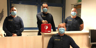 Diese Polizisten retteten 51-Jährigem das Leben