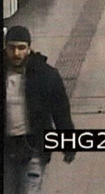 Polizei fahndet nach brutalem Rolltreppen-Schubser