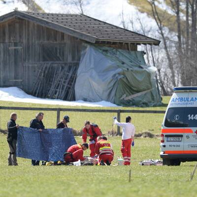 Paragleiter stürzt in den Tod