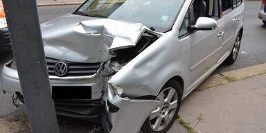 Wien W&auml;hring Brite Unfall Laterne