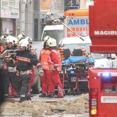 Wohnhaus in Wien nach Explosion eingestürzt