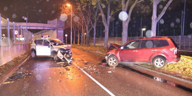 Frontal-Crash in Wien: Zwei Verletzte