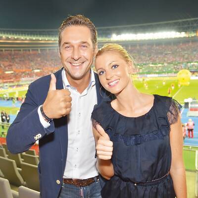 Die Promis fieberten mit