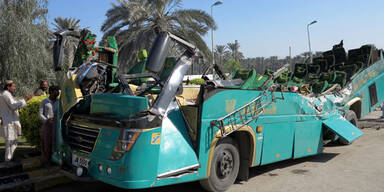 Pakistan Bus Unfall