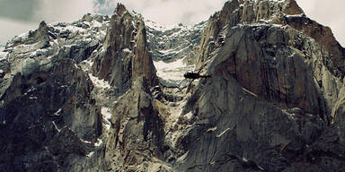 Lawine verschüttet 100 pakistanische Soldaten