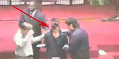 Palin ließ sich gegen Hexerei segnen