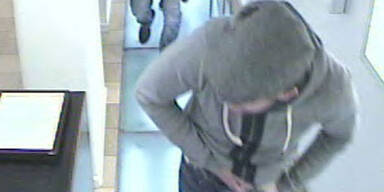 Drei "Pink Panther" ausgeforscht