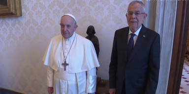 Papst und Van der Bellen