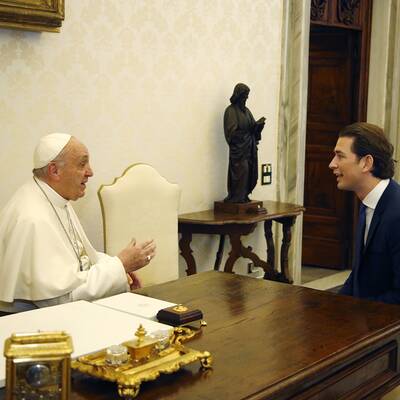 Kanzler Kurz trifft den Papst