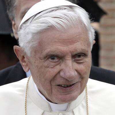 Benedikt XVI. besucht den Libanon.
