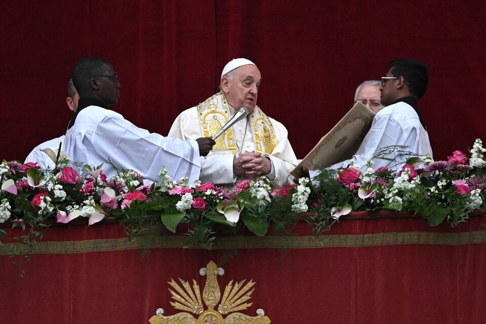 Papst erteilt Ostersegen
