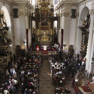 Papst bereist Tschechien
