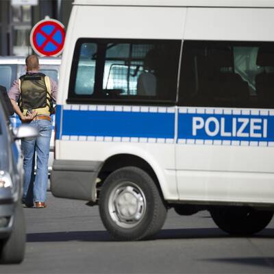 Schüsse vor Papstmesse in Erfurt