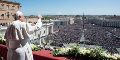 Papst erteilt Ostersegen "Urbi et Orbi"