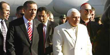 Al Kaida wirft Papst 