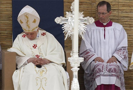 papst_schlaeft_weiter