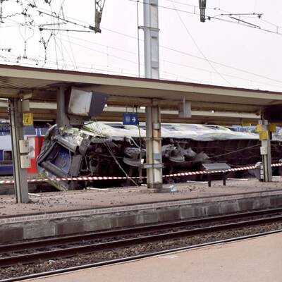 Zug entgleist bei Paris
