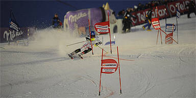 Kostelic und Pietilae-Holmner siegen