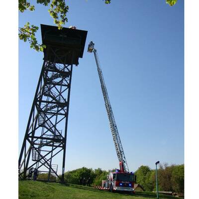 Der 43-Jährige baumelte in 30 Meter Höhe