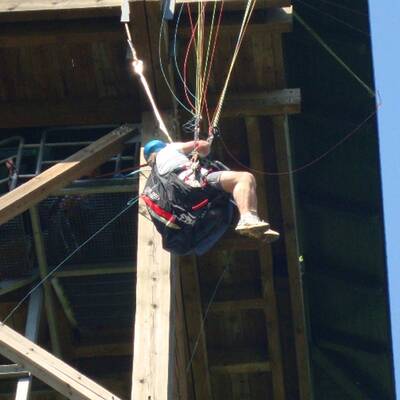 Der 43-Jährige baumelte in 30 Meter Höhe