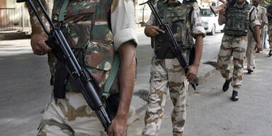 paramilitaers_reuters