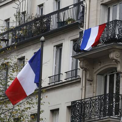 Bewegende Trauerfeier in Paris