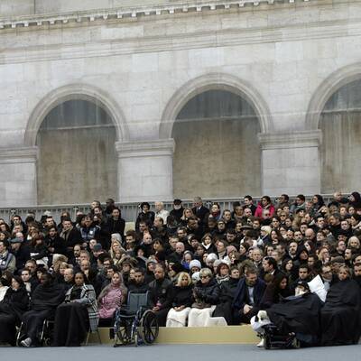 Bewegende Trauerfeier in Paris