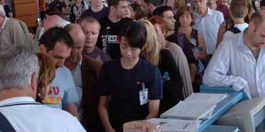 Tank-Explosion riss Loch in Jumbo