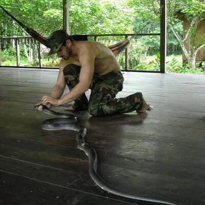 Das ist Schlangen-Mann Paul Rosolie