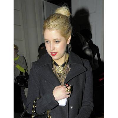 Peaches Höschenblitzer